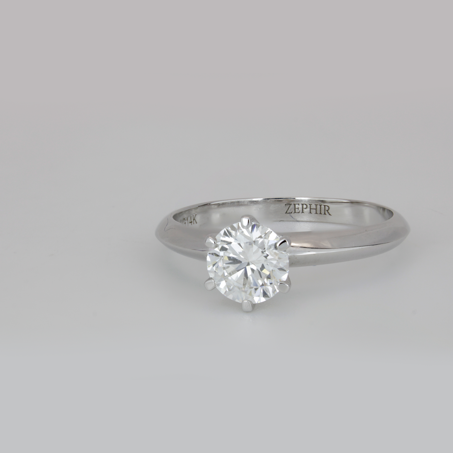 Alvia | 0.8ct